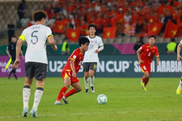 U23 Việt Nam nhập cuộc chủ động nhưng không thể ghi bàn.