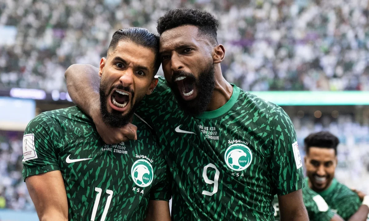 Năm phút điên rồ xô đổ đế chế Argentina.