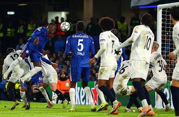 Tình huống lóe sáng của Moises Caicedo giúp Chelsea giành chiến thắng.