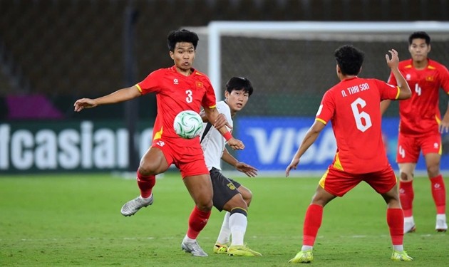 Lý Đức đối diện án cấm thi đấu 3 trận.