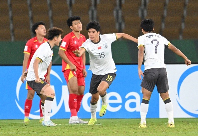 Peng Xiao là người mở tỷ số cho U23 Trung Quốc.