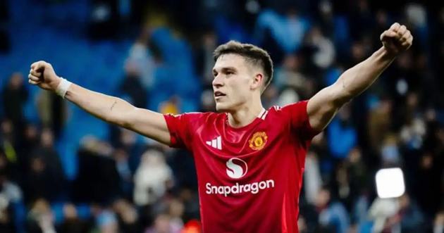 Ugarte lọt vào tầm ngắm của Ajax.