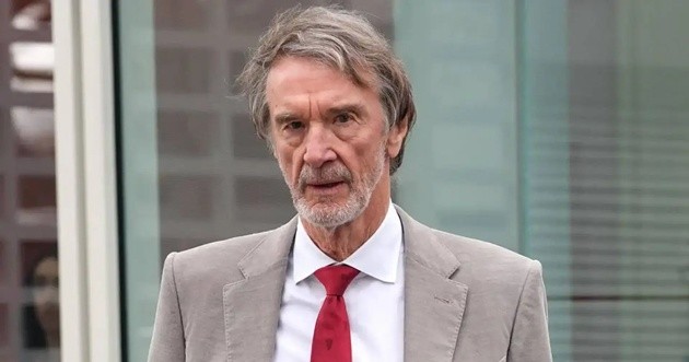 Sir Jim Ratcliffe bị fan Man Utd công kích