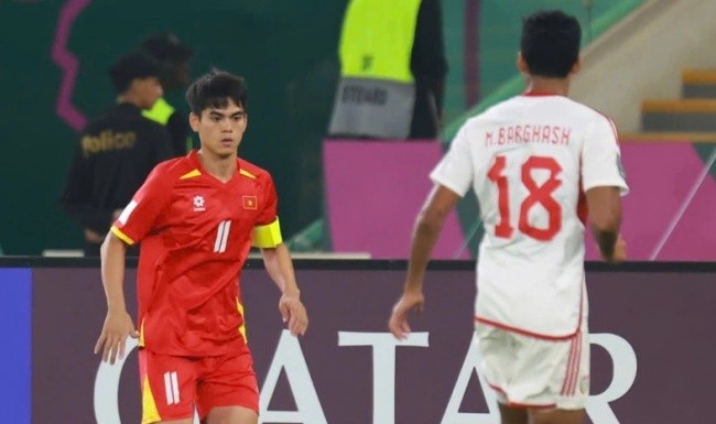 Dàn sao U23 Việt Nam bị vắt kiệt sức lực.