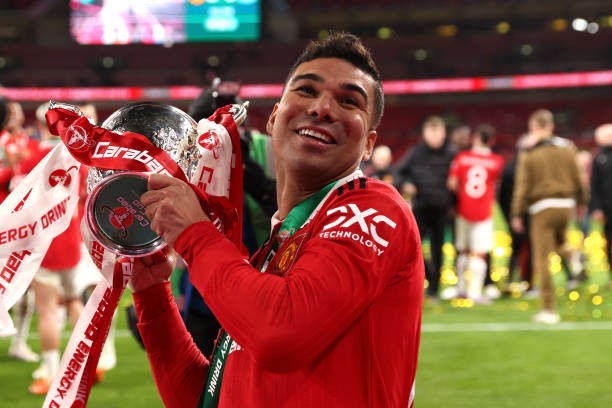 Casemiro ghi bàn thắng quan trọng, góp công giúp Manchester United vô địch EFL Cup 2023.