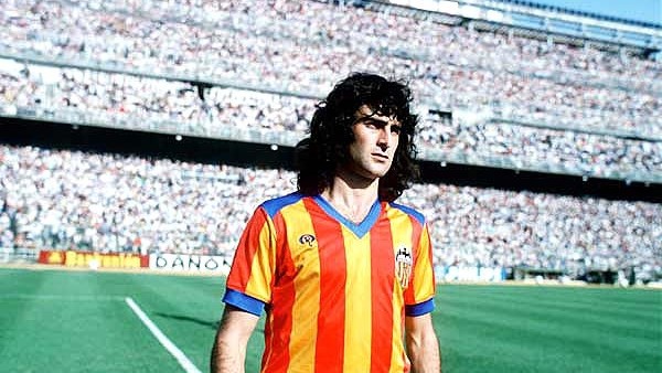  Mario Kempes - huyền thoại Valencia. 
