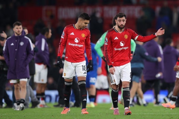 Tuyến giữa MU mong manh sau khi Casemiro xác nhận rời Old Trafford.