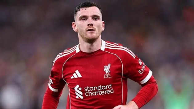 Spurs muốn có Robertson từ Liverpool.
