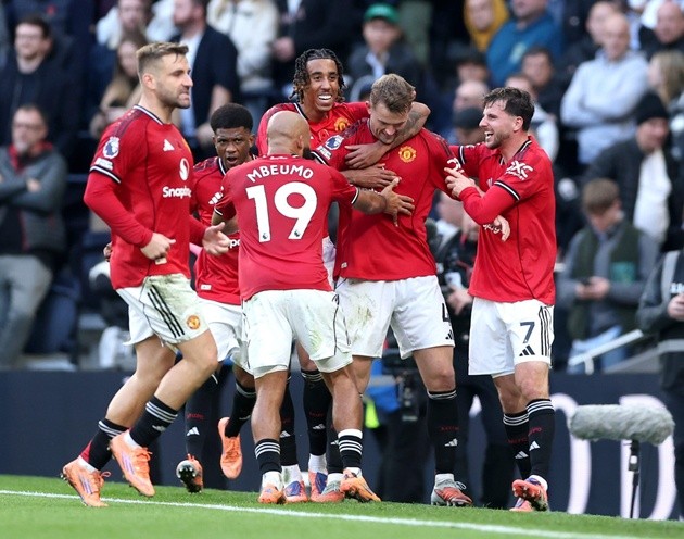 De Ligt không kịp trở lại trong trận đấu với Arsenal.