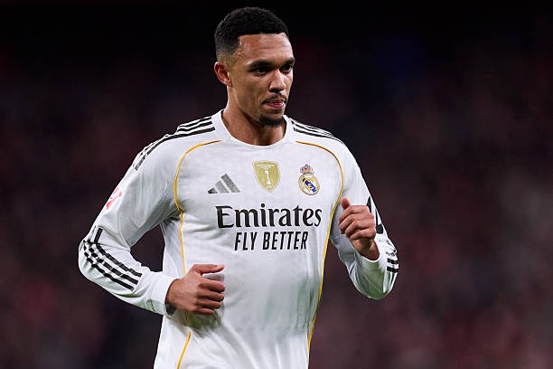 Trent Alexander-Arnold đang gặp khó khăn tại Real Madrid.