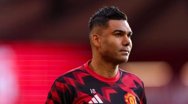 Ai đủ sức thay thế Casemiro ở MU?