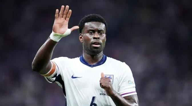 Tài năng của Marc Guehi là không phải bàn cãi.