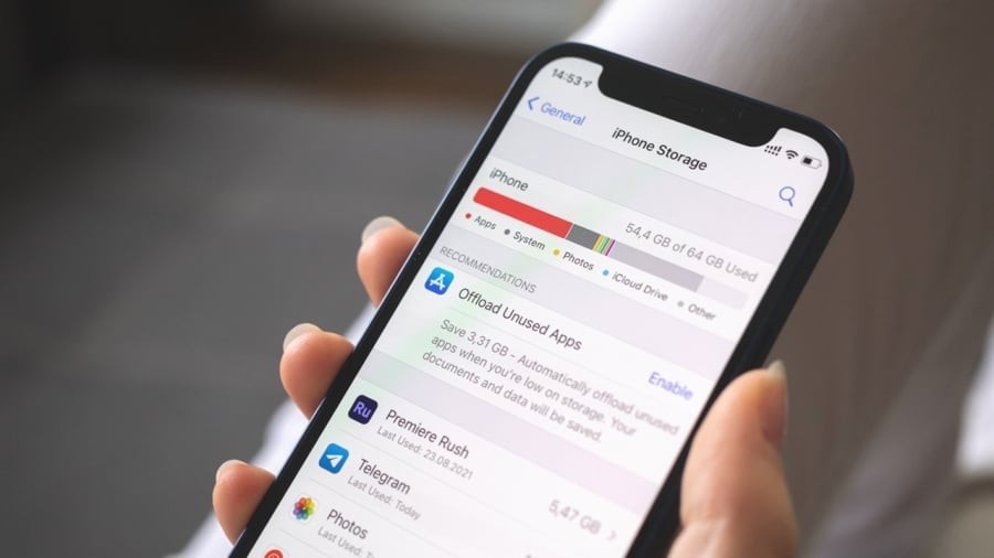 Sau khi quét, hệ thống sẽ tự động xóa các dữ liệu tạm không cần thiết, giúp giải phóng đáng kể không gian lưu trữ và giúp điện thoại hoạt động mượt mà hơn.

