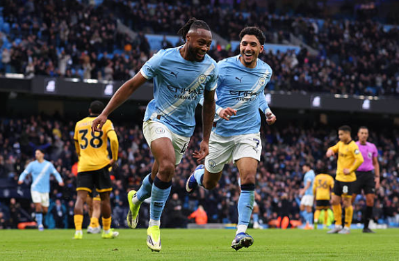 Man City giành chiến thắng thuyết phục trước Wolves.