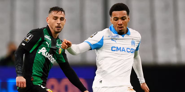 Nwaneri có trận đấu ra mắt ấn tượng trong màu áo Marseille.