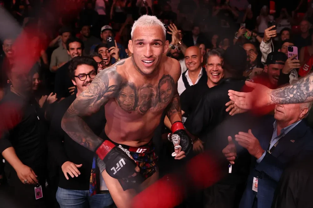 Charles Oliveira tại một sự kiện UFC Fight Night