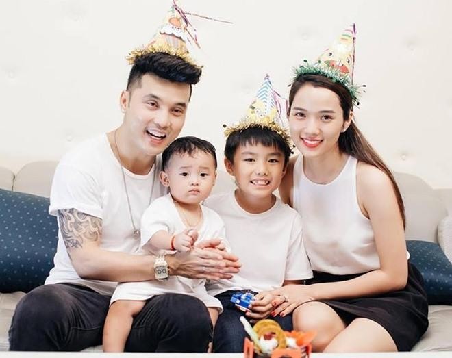  Câu trả lời hóm hỉnh của Ưng Hoàng Phúc khiến không ít người bật cười. 

