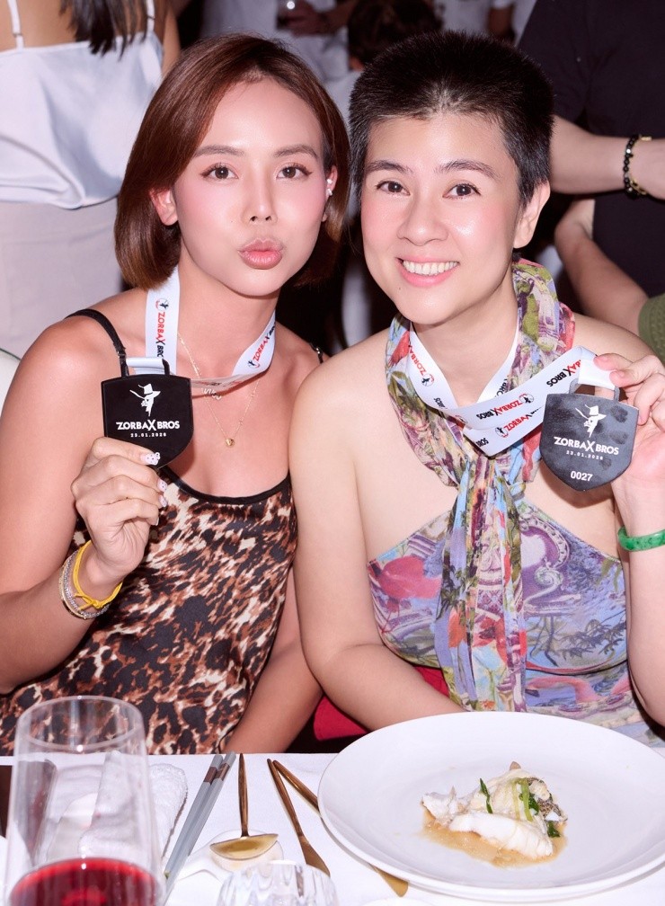 1769336441-2-0443-width1200height1633