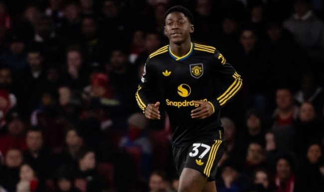 SKobbie Mainoo - 7.1 điểm. Sao trẻ người Anh có thêm một trận đấu kỷ luật bên cạnh đàn anh Casemiro. Mainoo ngày càng tự tin trong việc cầm bóng và điều tiết nhịp độ. 