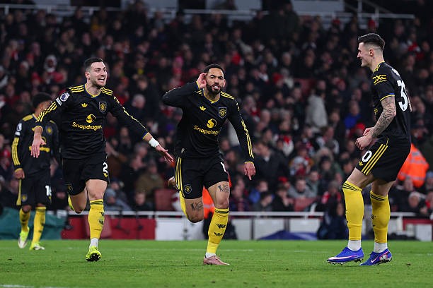 Man Utd liên tiếp hạ gục hai ứng viên vô địch. 