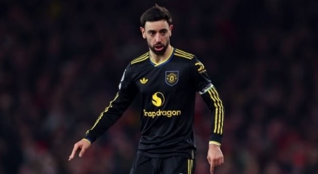 Bruno Fernandes lợi hại hơn trong tay Michael Carrick.