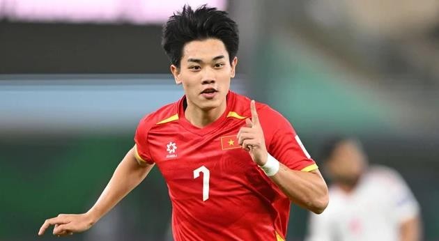 Đình Bắc được HLV Kim Sang-sik khen ngợi hết lời.