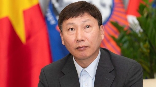 Huấn luyện viên Kim Sang-sik đánh giá cao tinh thần của U23 Việt Nam.