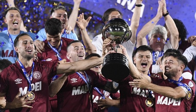 Lanus là CLB gần nhất vô địch Copa Sudamericana 2025.