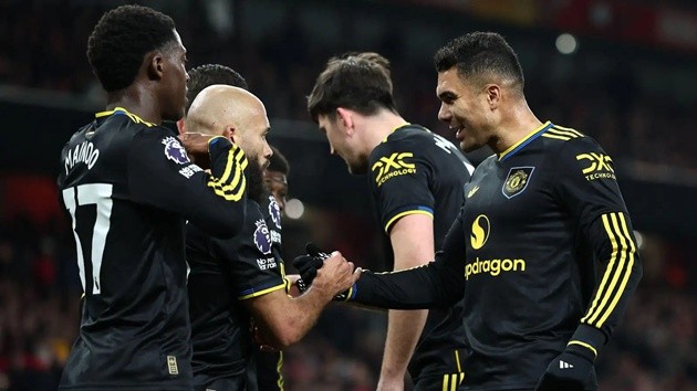 Man Utd khiến Ngoại hạng Anh khó lường sau khi thắng Man City và Arsenal.