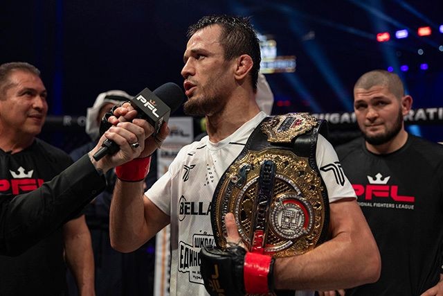 Usman Nurmagomedov ngồi trên đỉnh bảng xếp hạng pound-for-pound đầu tiên của PFL.
