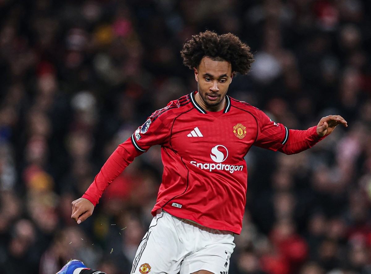 Zirkzee lọt vào tầm ngắm của Tottenham. 