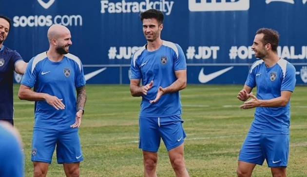 Nhiều cầu thủ nhập tịch của Malaysia đã quay lại tập luyện.