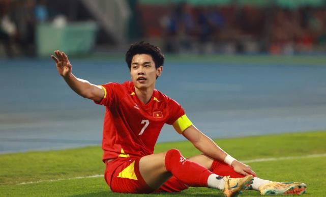 Đình Bắc đứng trước quyết định bước ngoặt trong sự nghiệp.