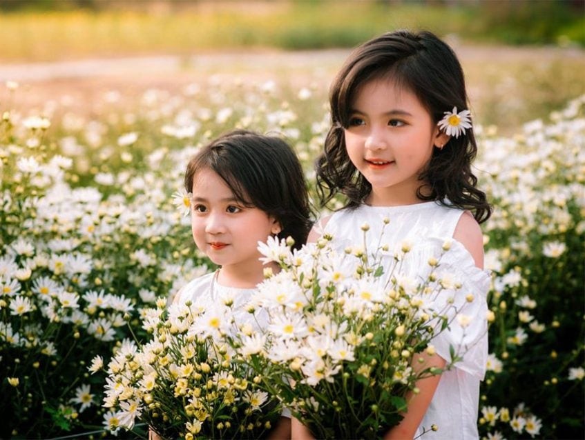 cung-can-cho-be-gai-3-6-9-12-tuoi-847x638-1910