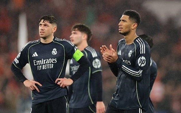 Real Madrid phải đá play-off Champions League.