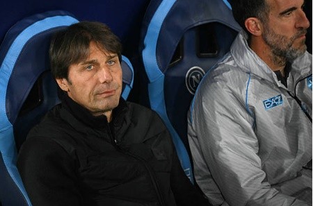 Chẳng còn cơ hội nào cho Conte và các học trò.