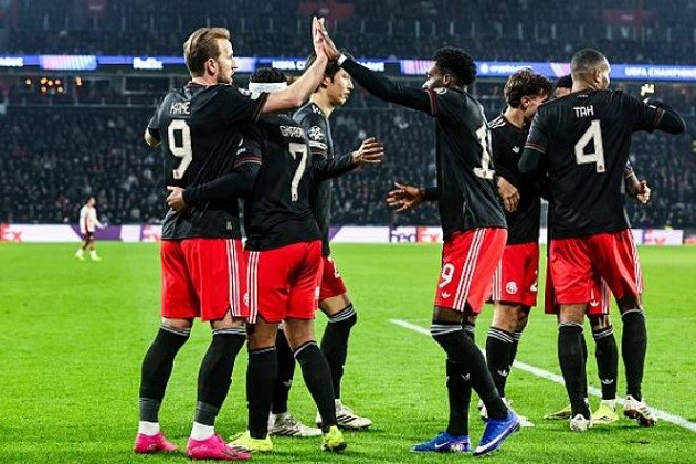 Bayern Munich cũng chơi ấn tượng ở vòng phân hạng. Họ cán đích ở vị trí thứ 2, với 21 điểm. Trận thua duy nhất của họ chính là trước Arsenal.