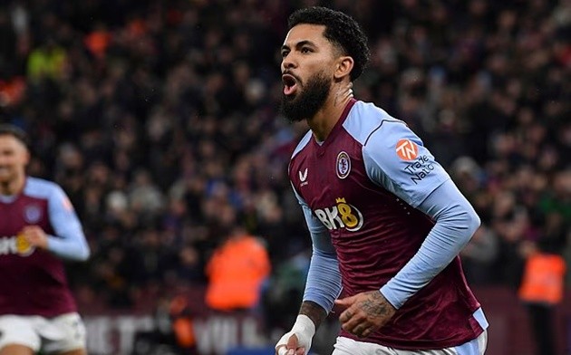 Luiz trở lại Aston Villa sau 18 tháng.