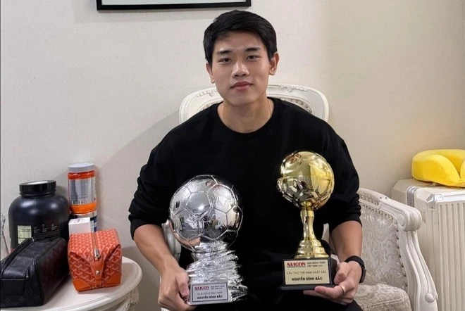 Bài học trưởng thành từ ánh đèn sân khấu.