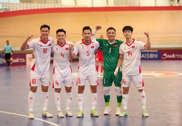 Đánh bại Lebanon, tuyển Việt Nam rộng cửa vào tứ kết futsal châu Á. Ảnh: VFF.