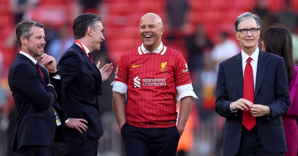 Những vấn đề ở Liverpool không chỉ phụ thuộc vào HLV Arne Slot.