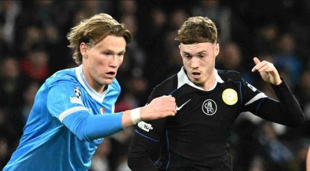 Palmer chứng tỏ đẳng cấp trước Napoli.