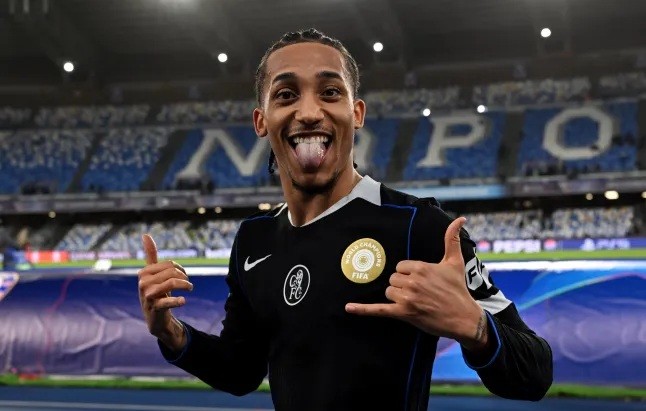 Pedro đã lập cú đúp cho Chelsea.