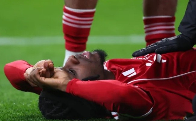 Jeremie Frimpong dính chấn thương.