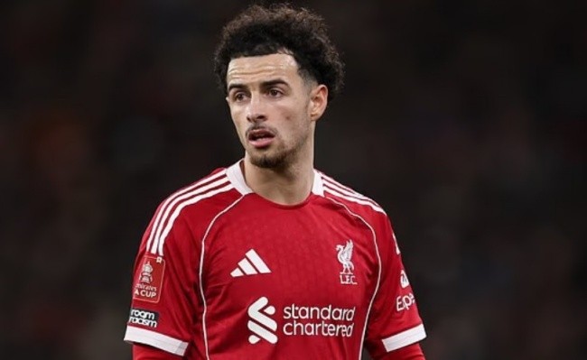 Jones trong màu áo Liverpool.