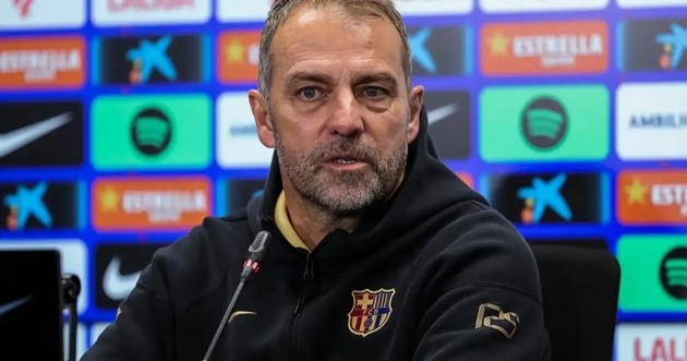 Flick lên tiếng về việc Dro rời Barca.