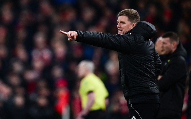 Howe thừa nhận tiền đạo Liverpool đã chơi rất hay.