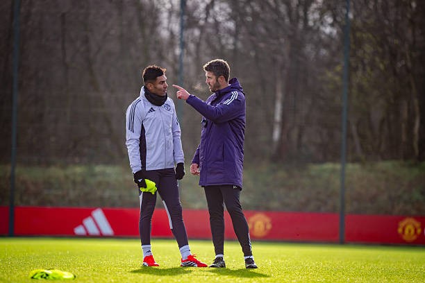 Carrick cần phải để Casemiro đá chính trước Fulham.