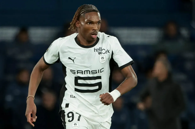 Liverpool quyết cạnh tranh Jeremy Jacquet với Chelsea.