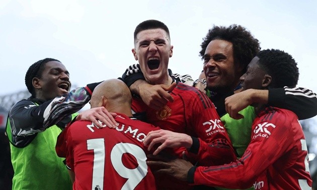 Man Utd bay cao dưới thời Carrick.